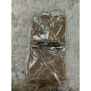 Avon Printed Table Runner – Beige & Cream Geometric Pattern, Linen Blend (New)